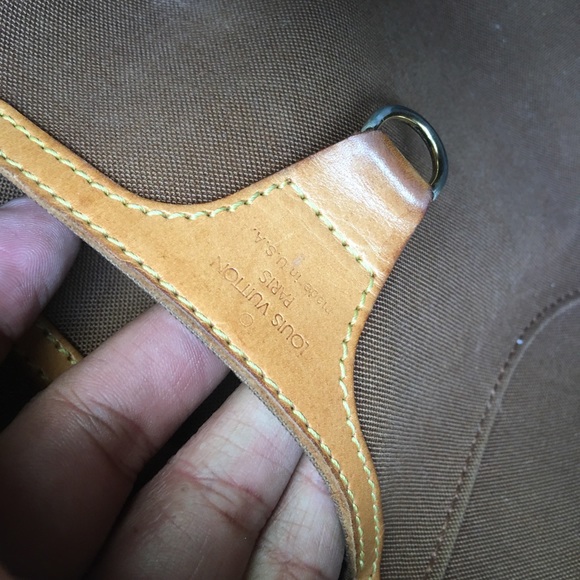 Louis Vuitton Monogram Eclipse MM - Picture 7 of 8